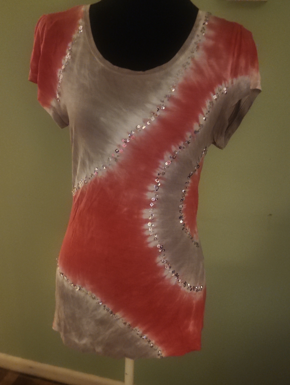 INC International Concepts Coral and Gray Tie-Dye Sequin Short Sleeve Tee
